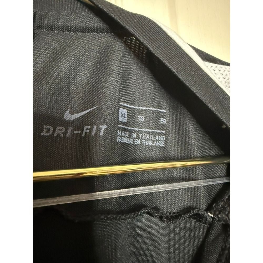 Nike Dri Fit Men Large Black Swoosh Athletic T Shirt Tee XL Athletic Gym - Picture 3 of 5
